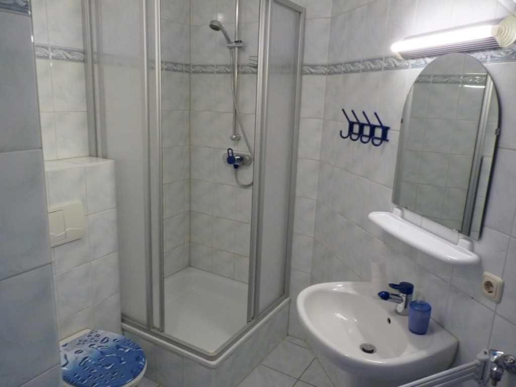 וארן Ferienwohnung "Am Yachthafen" Objekt Id 12104-7 מראה חיצוני תמונה